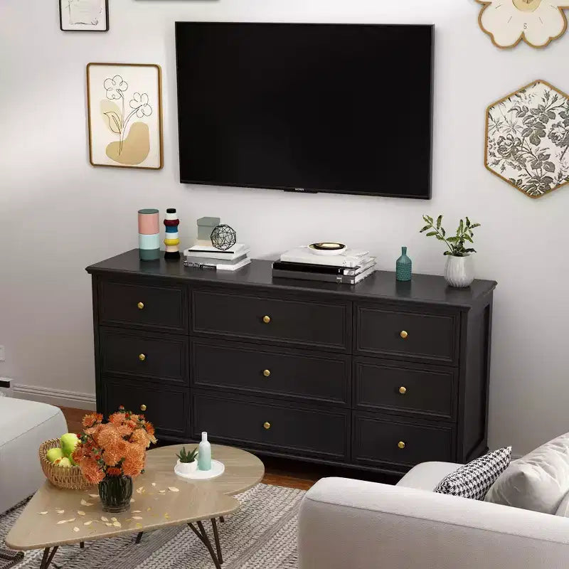 Famapy Nine - drawer Dresser: Exquisite Craftsmanship Meets Ample Storage