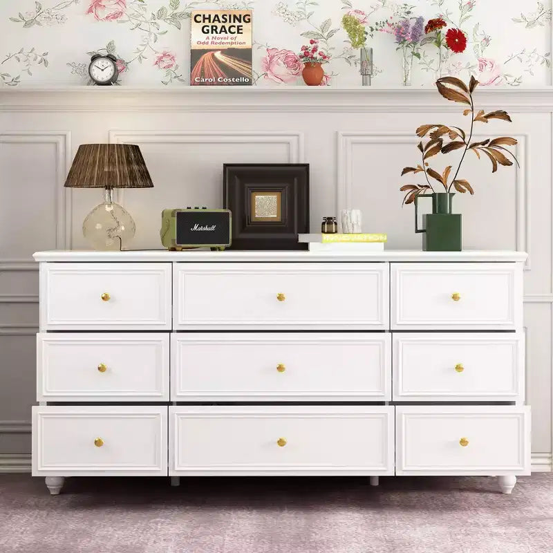 Famapy Nine - drawer Dresser: Exquisite Craftsmanship Meets Ample Storage