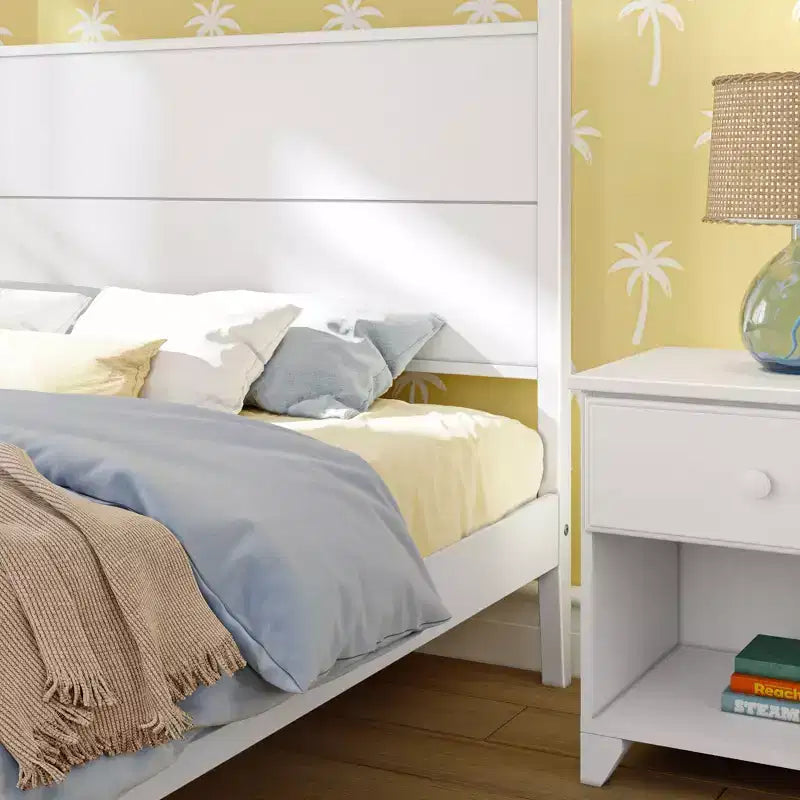 Haven Canopy Bed with Square Post and Wood Headboard (Queen)