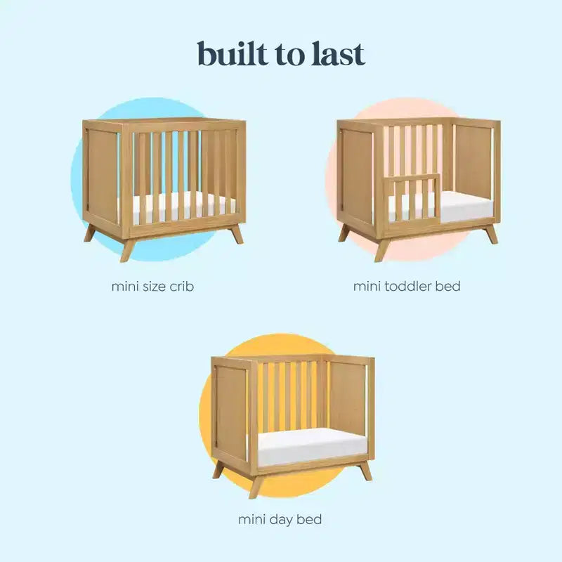 daVinci Otto 3-in-1 Convertible Mini Crib with 4 Mattress