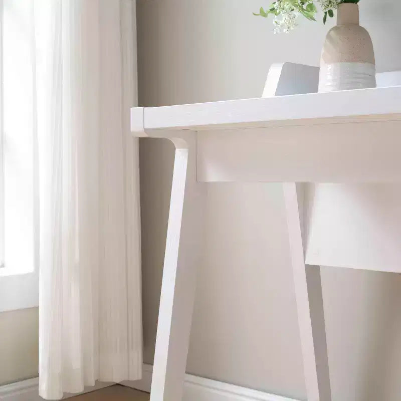 TUYOHW 47 Home Office Desk,Writing Desk with Grounded Outlet,USB-A Ports,Modesty Panel,Floating Wooden Leg Frame Computer Desk for Office,Bedroom